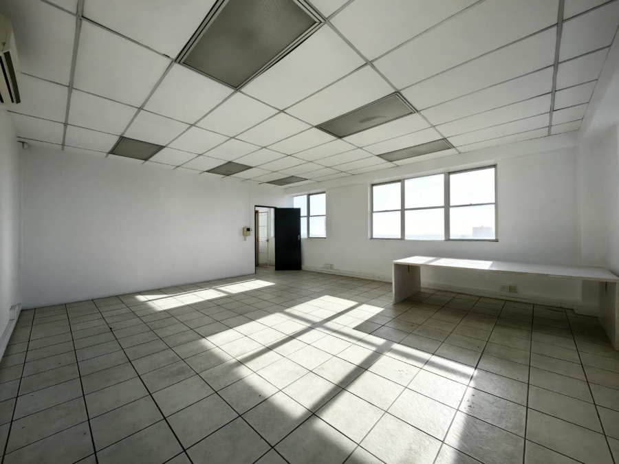 To Let commercial Property for Rent in Salt River Western Cape